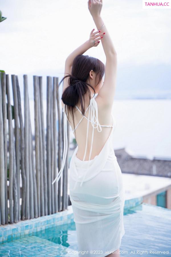 周妍希 奶瓶土肥圆 [XiuRen]高清写真图 2023.09.28 No.7461 Carol周妍希 长裙美臀第22张图片